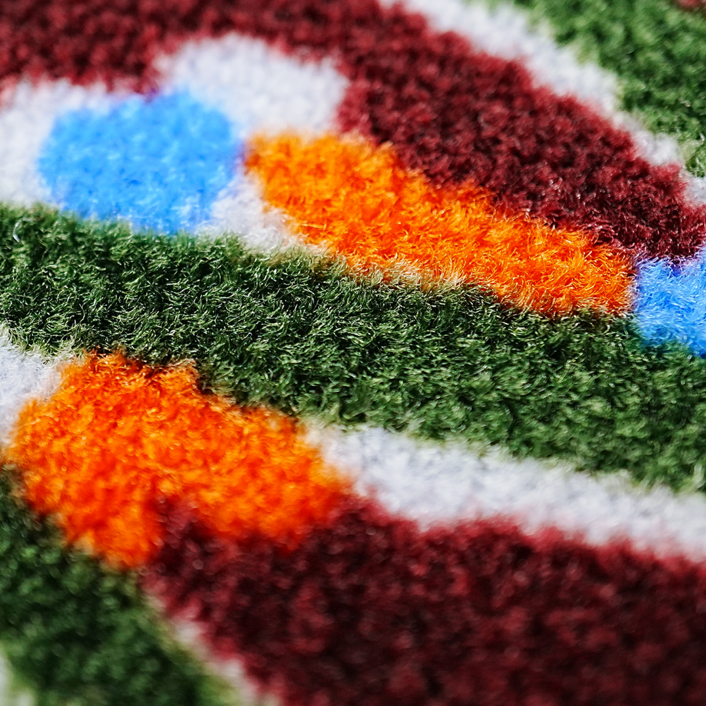 着飾るサルたち04 45×75cm